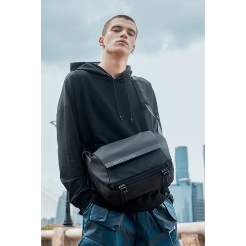 ARCTIC HUNTER τσάντα ώμου K00152 με θήκη tablet, 13L, μαύρη